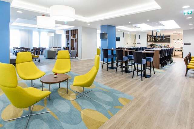 Отель Hampton By Hilton Gdansk Oliwa Гданьск-17